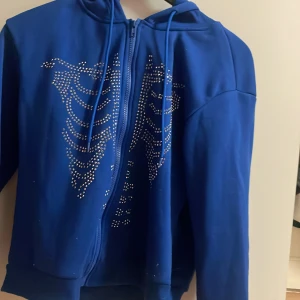 Rhine Stone tröja  - Bra skick 