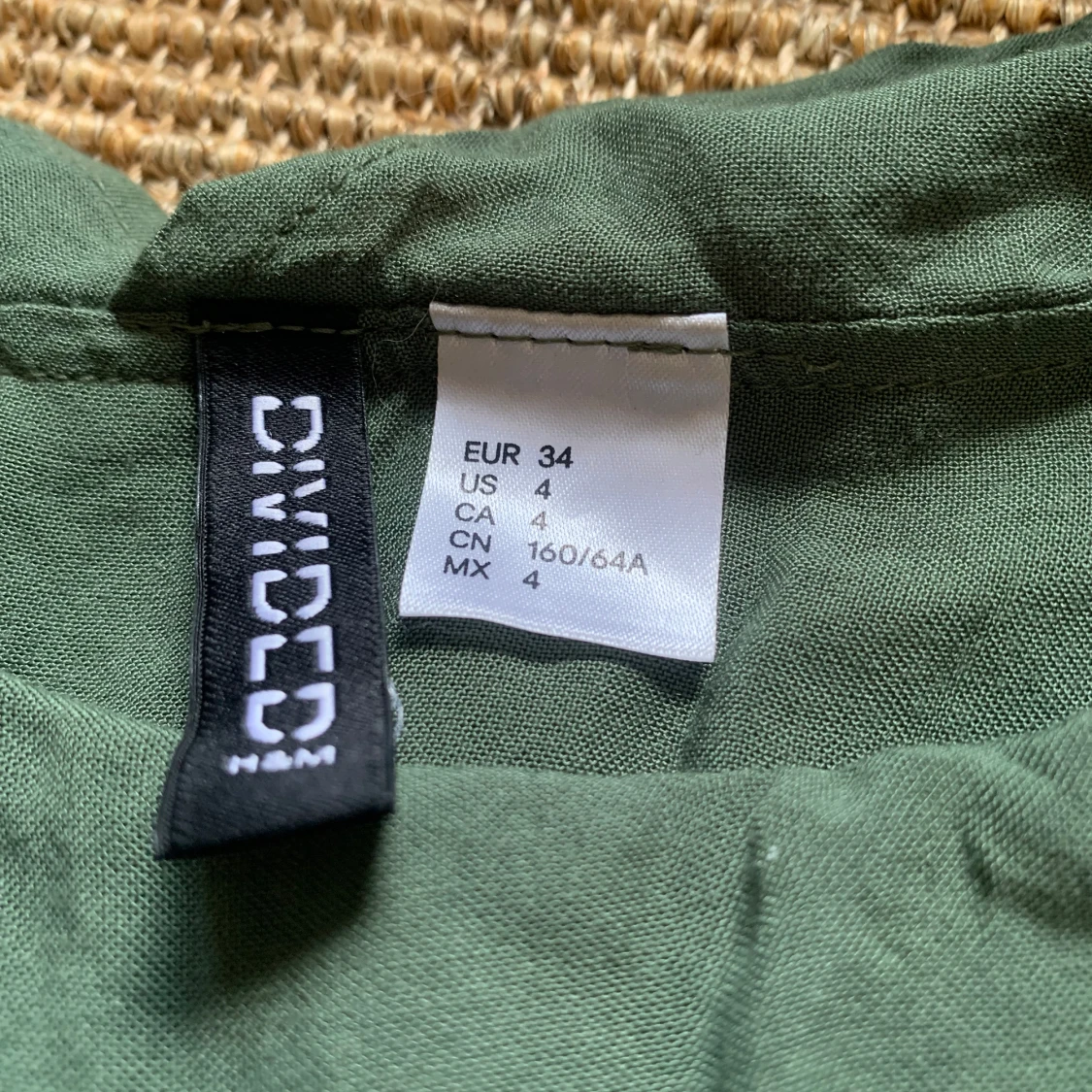 Byxdress från divided! - 90