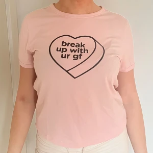 Ariana Grande merch - Jättesöt Ariana merch tröja med ett gulligt tryck. 