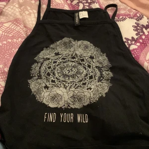 Blomtröja - Lite mindre för har tvättat