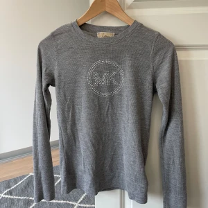 Michael Kors tröja - Skriv vid fråga💗
