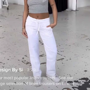 Linnebyxor - Skit snygga linnebyxor från design by si! Jättefint skick och super sköna till våren och sommaren❣️