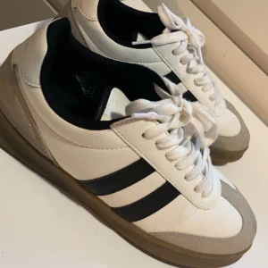  Vanlig skor  -  Den är från lager 