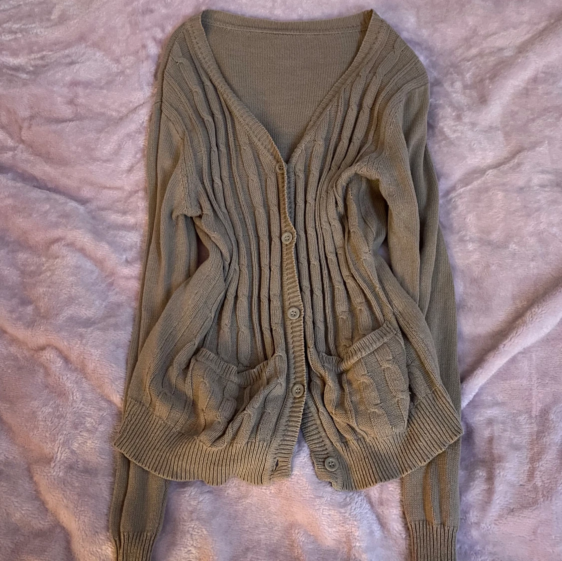 Stickad cardigan<3 - 90