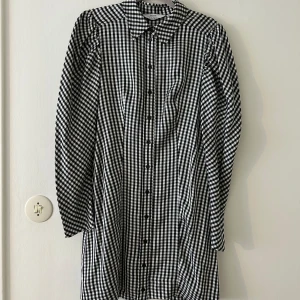 & Other Stories  - Verkligen superfin på men passar tyvärr inte mig längre:(   I nyskick! 