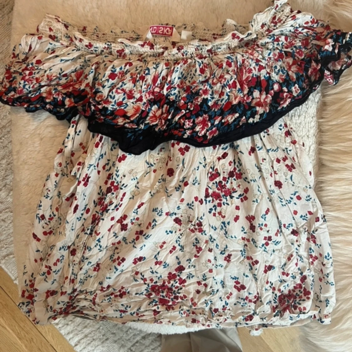 Offshoulder blus - 90