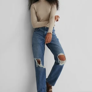 Nakd jeans slitnajeans  - Skiv gärna privat vid några frågor 