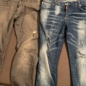 Dsq byxor blåa och gråa - Väldigt bra skick säljer för är för stora för mig, fick dom av min storebror vän