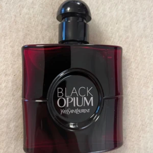 Black opium  - Ysl black opium  Helt ny 50 ml 
