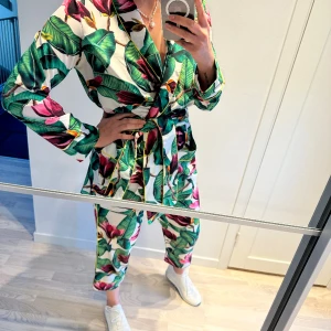 Suit - Super suit for summer