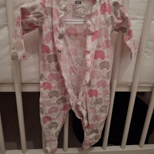 Pink elephant pyjamas  - Pink elephant pyjamas. Never used. Size 56.