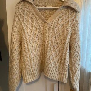Pull & Bear tjocktröja - I god skick!