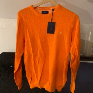 Ny/oanvänd GANT tröja i storlek S - Ny/oanvänd GANT tröja i storlek S. Etikett medkommer. Nypris var 1499:- 