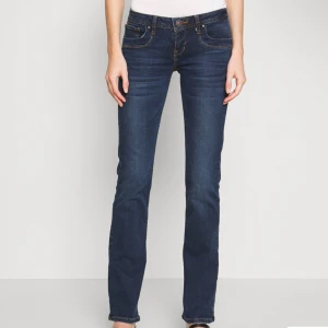 Ltb jeans  - Säljer mina ltb jeans, det finns inga defekter på och original priset är 829 men säljer de för 600❤️  Skriv för fler bilder!!