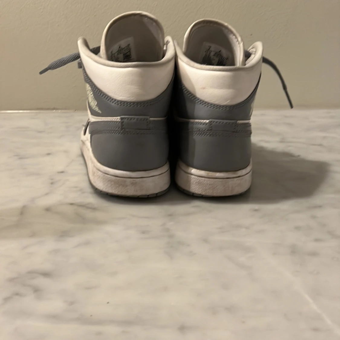 Air jordan 1 mid grå och vit - 91