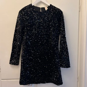 Paljettklänning - Perfekt till nyår 🎊  Superskönt material