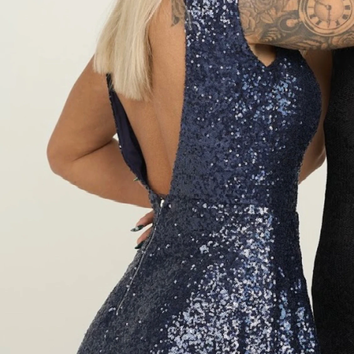 Nyårs Glitterklänning från Tobi XS  - 90