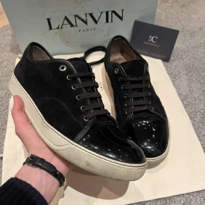 Lanvin - Säljer mina lanvins allt og med okej skick! Skriv pm vid intresse