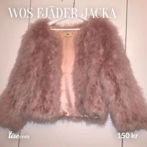 Wos fjäder jacka  - Fjäder jacka endast använd några gånger, stl XS-M🎀