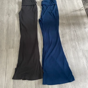 Byxor strl S - Helt nya oanvända byxor i strl S. 