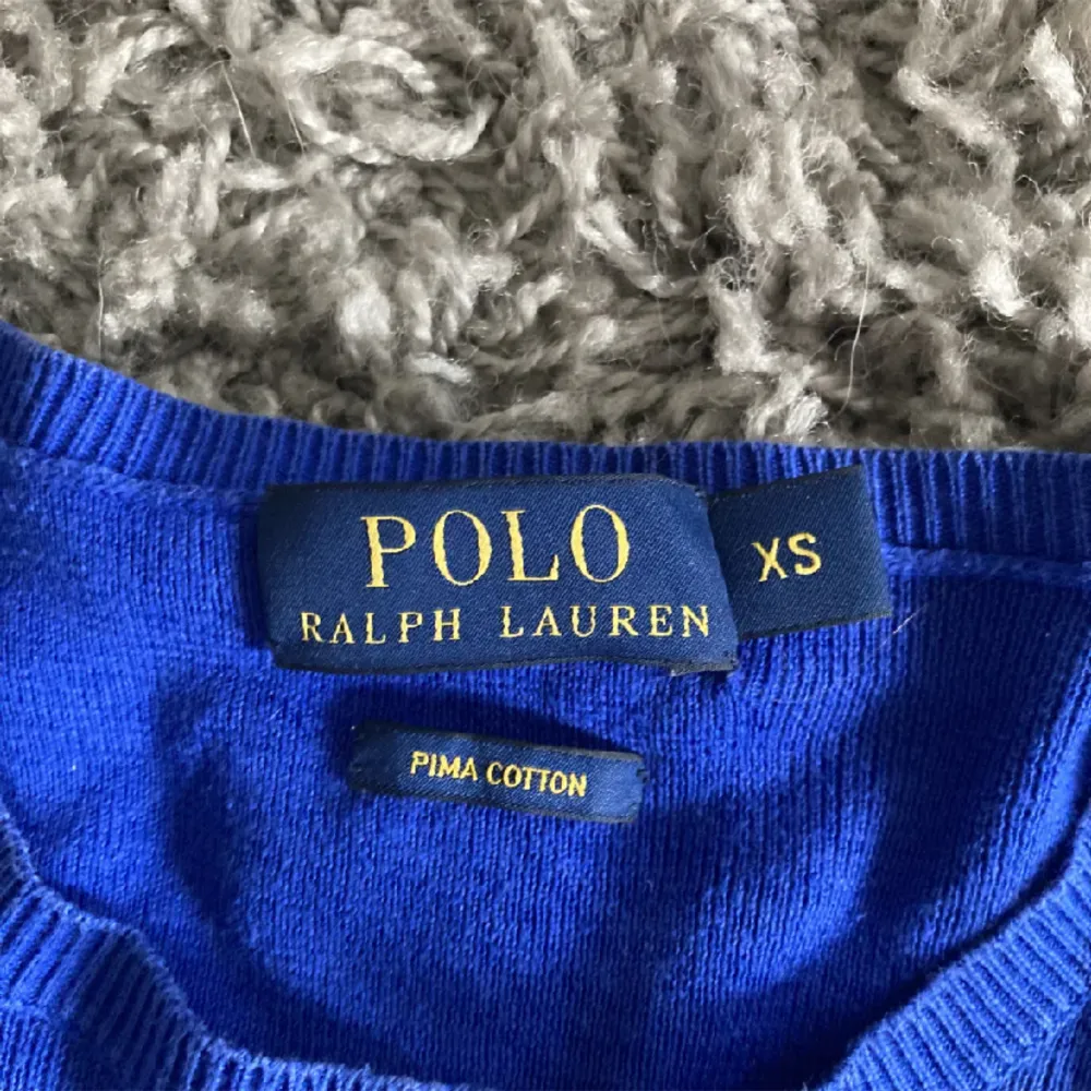 Ralph lauren tröja, toppenkvalite Nypris 1500kr-2000kr Passar som xs och s. Hoodies.