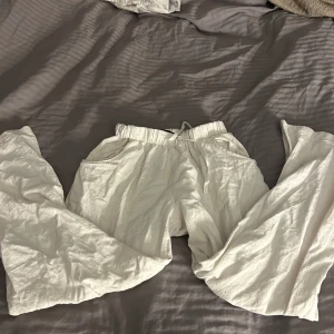 Linnebyxor - Sjukt fina linnebyxor, sälger då dom blivit för små