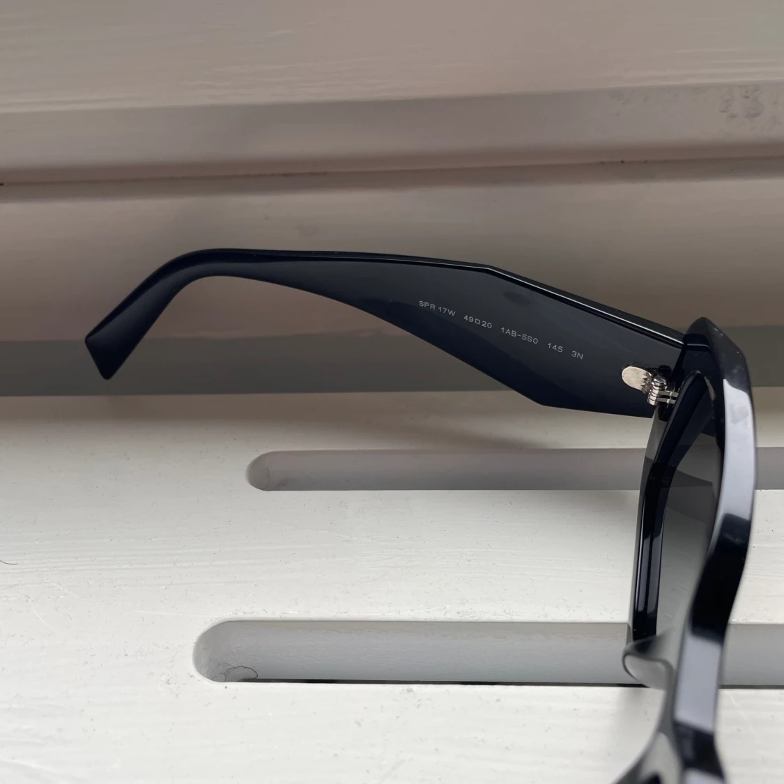 PRADA PR 17WS 1AB5S0 solglasögon  - 91