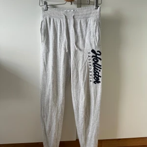 Hollister mjukis byxor  - Hollister mjukis byxor. En äldre modell