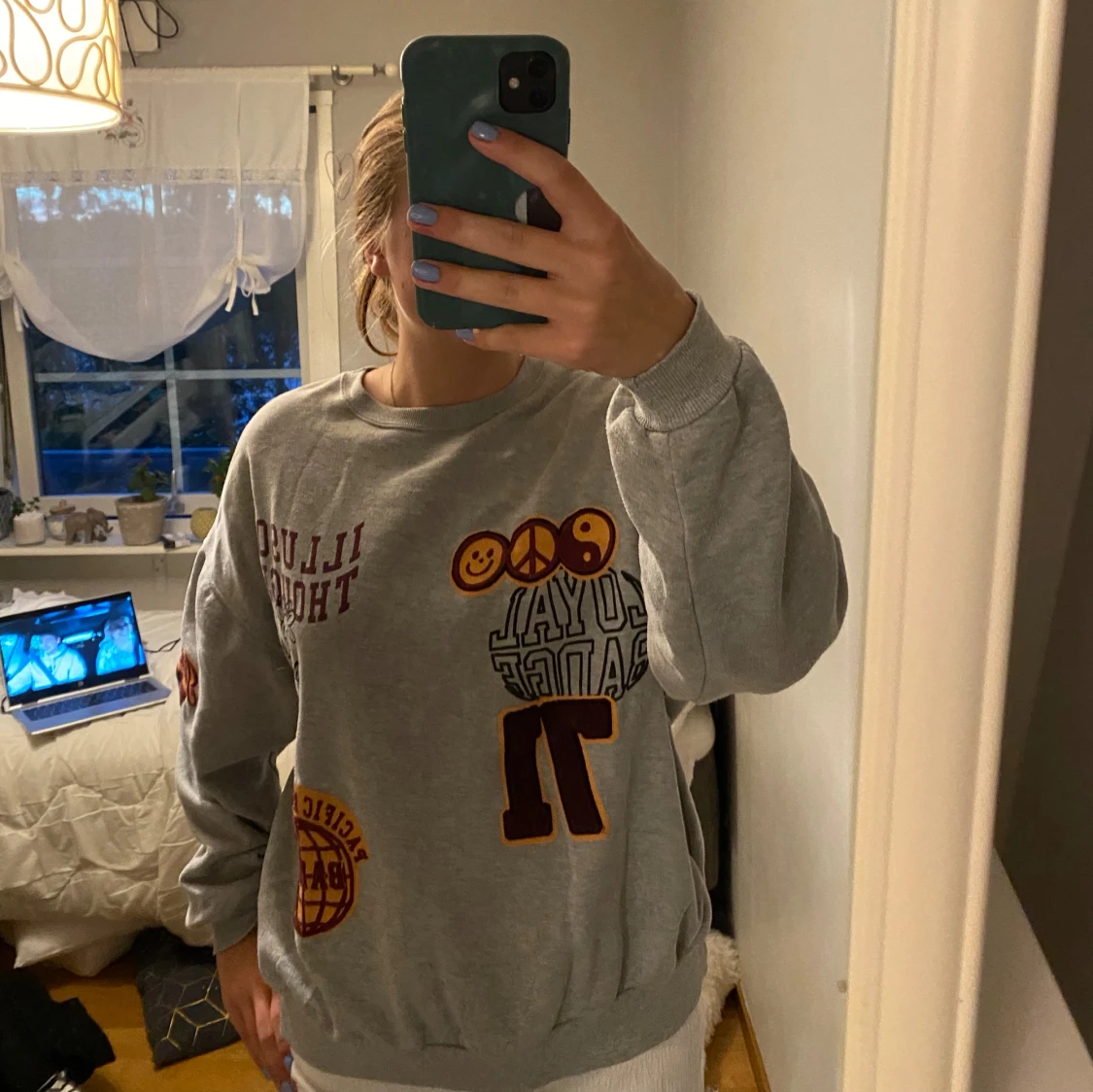 Grå sweatshirt - 90