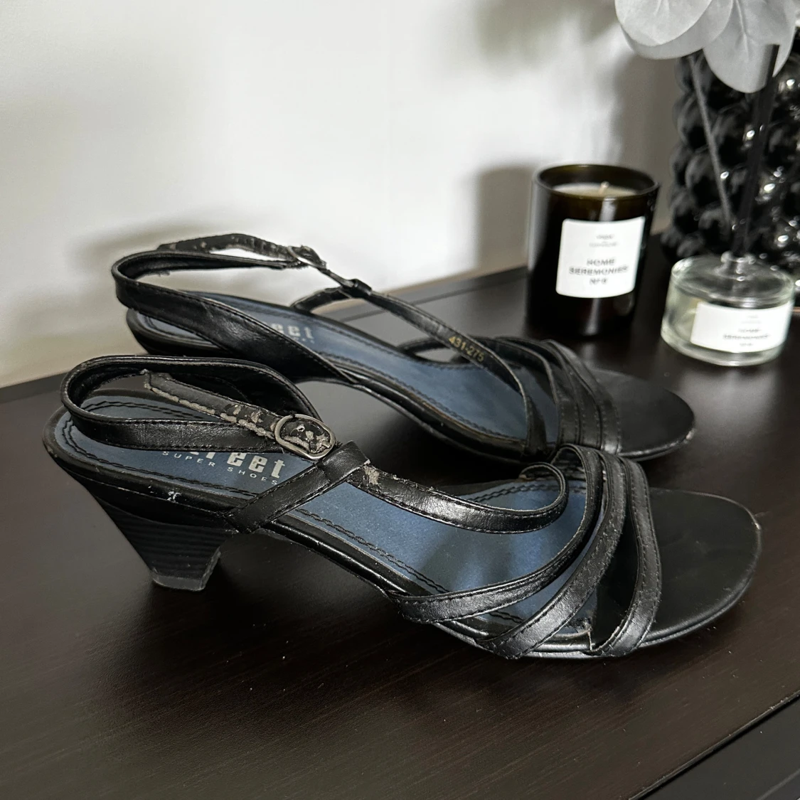 Svarta Klackskor - 90