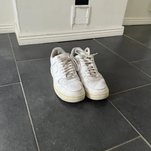 Nike AF1 - NIKE AF1, väl använda 