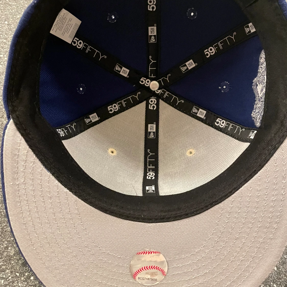 LA keps storlek 6 7/8, 54,9 cm - 90