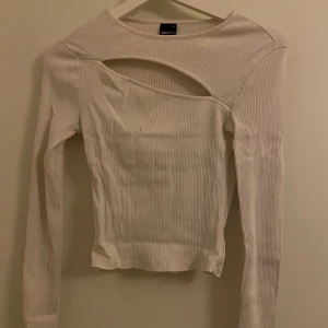 Vit topp - Vit topp från Gina tricot✨ Stl: S 