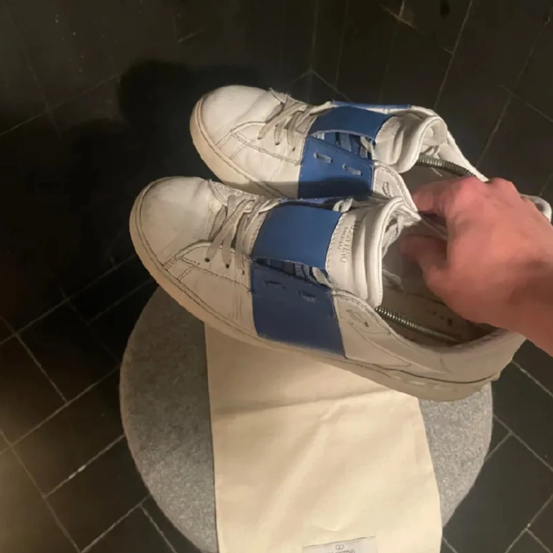 Valentino opens  - 91