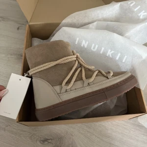 Inuikii sneakers classic - Helt oanvända.