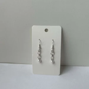 Örhängen  - Nickelfria, handgjorda örhängen från Smyck UF  (Oanvända)