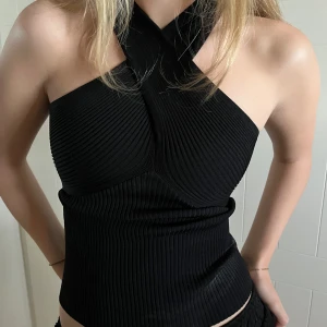 Zara topp  - Säljer snygg topp från Zara i storlek S💓