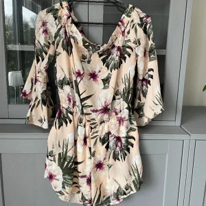 Jumpsuit 34 - Superfin somrig jumpsuit 34 💕