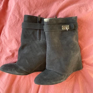 Givenchy liknande boots - Helt oanvända, boots i storlek 39🩷
