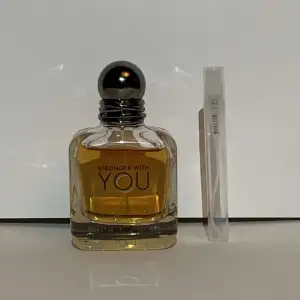 Säljer samples av denna parfym. OBS: 1ml motsvarar cirka 15 sprays. 