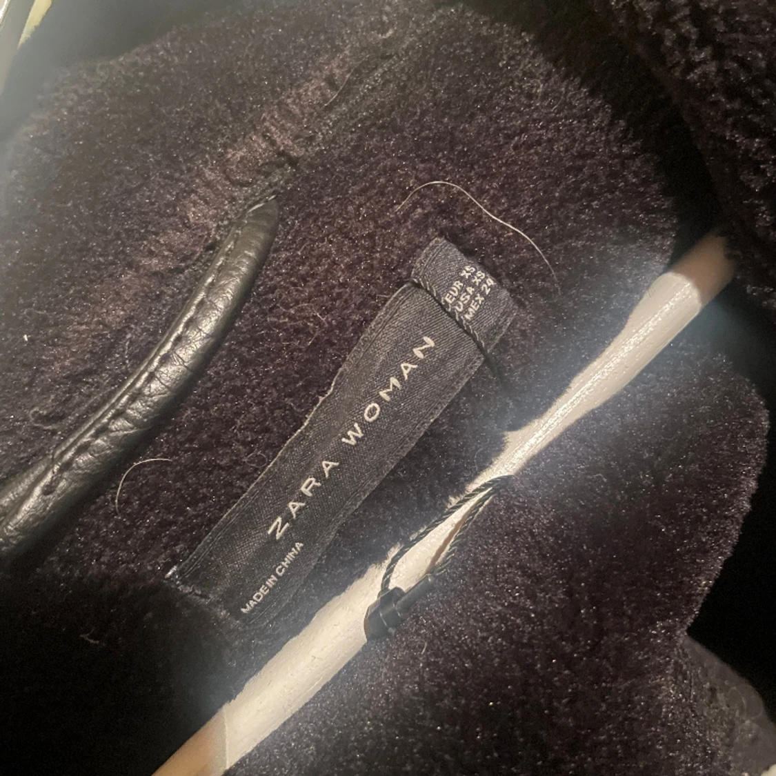 Skinnjacka med päls - 91