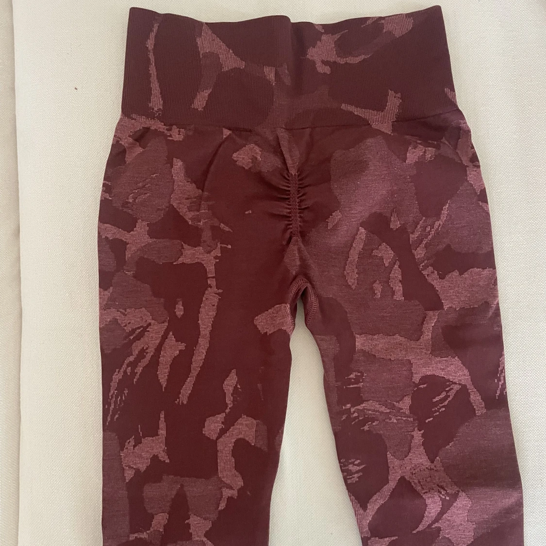 Gymshark tights  - 90