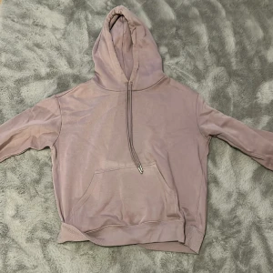 Hoodie - Bra skick 