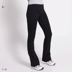 Yoga pants  - Flare Basic tights, fint skick. 