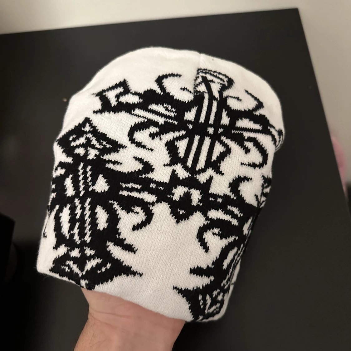 Skön mössa goth - 91