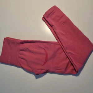 Nvgtn contour - Använda max 3 gånger så fortfarande nyskick!  Storlek xsmall 🥰