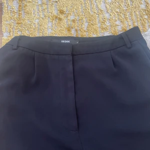 Byxor - Kostymbyxor från BikBok straight leg 