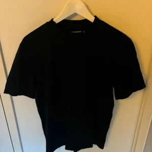 J Lindeberg T-shirt  - T-shirt bra skick  9/10 