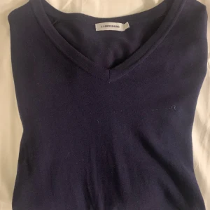 J.Lindeberg  - Nytt  J.Lindeberg Lång ärmad  Storlek S