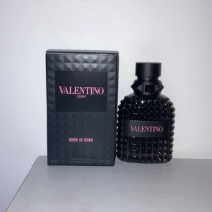 Valentino uomo born in Roma intense - Säljer denna då jag tröttnat på den med. Nästan helt full och priset kan diskuteras